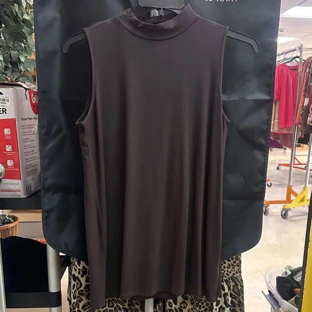 New Directions Dark Brown Sleeveless Tank Top NWT